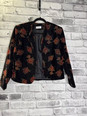 Black Velvet Rose-Print Blazer